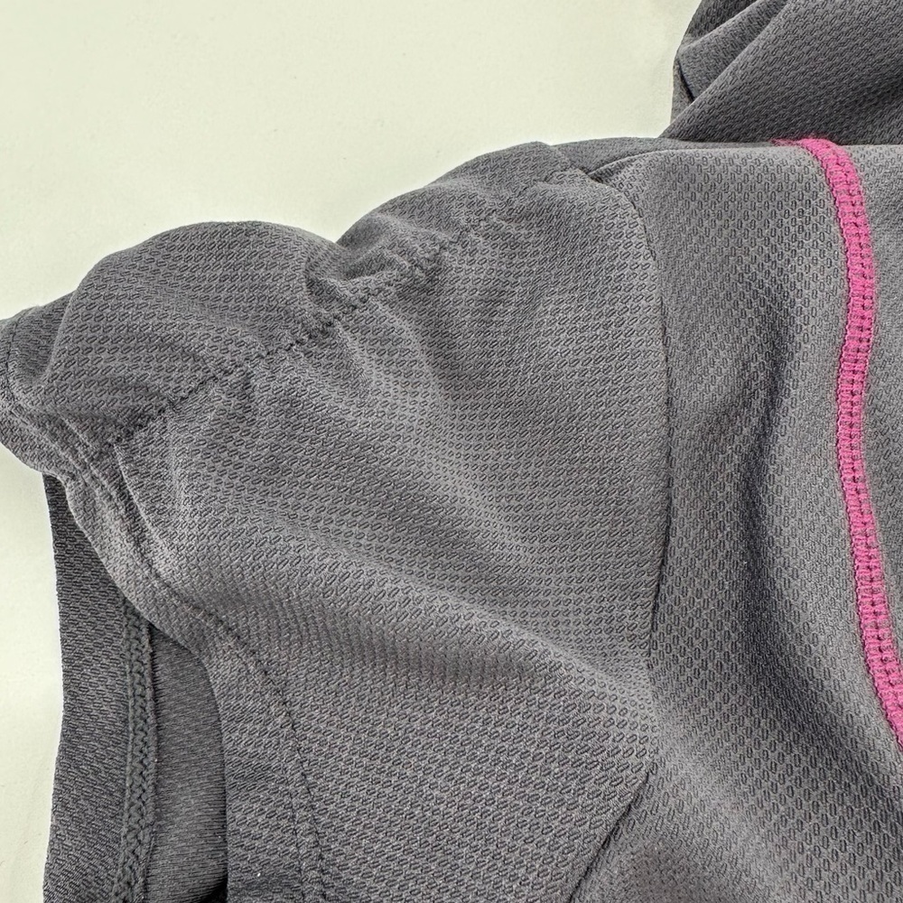 ATHLETA Women’s Active Top with Ruched Front and Sleeves with Hood Size Medium - Picture 4 of 10